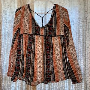 Abercrombie open back patterned long sleeve